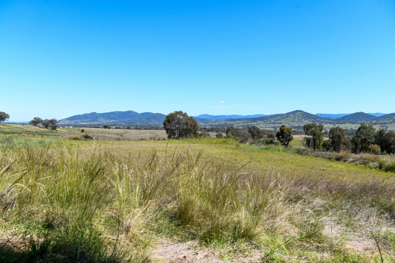 Country Escape With Breathtaking Views! Villa Loomberah Exterior photo