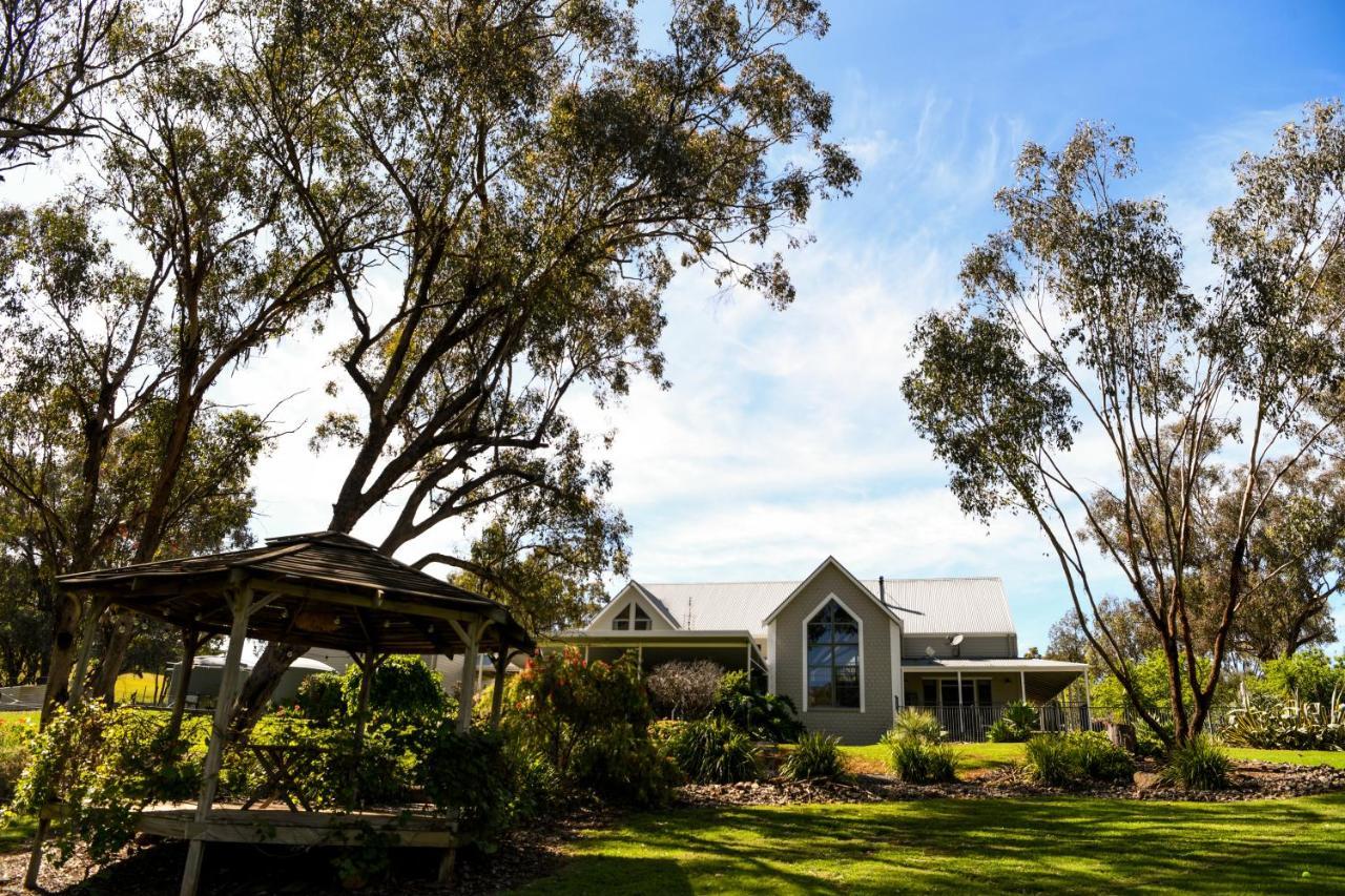 Country Escape With Breathtaking Views! Villa Loomberah Exterior photo